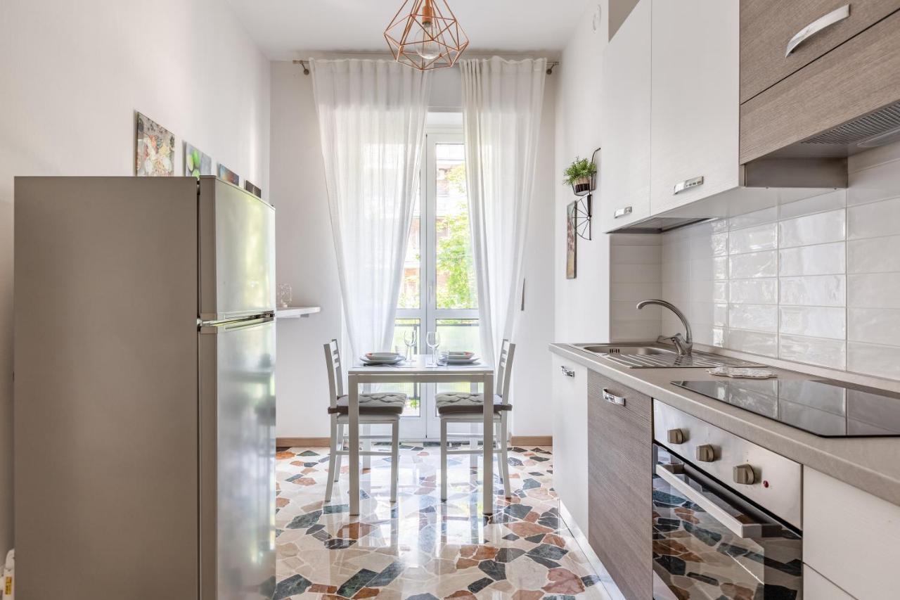Piazzale Udine Balcony Appartement Milan
